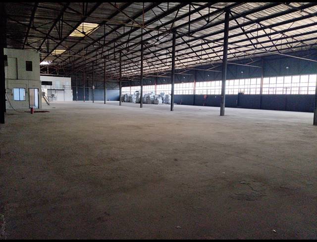 2,100M² WAREHOUSE TO LET IN CITY DEEP